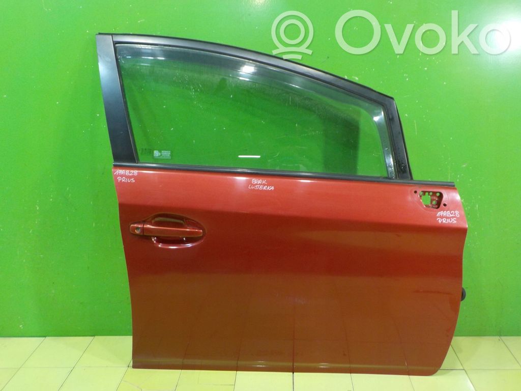 Toyota Prius (XW30) Front door 