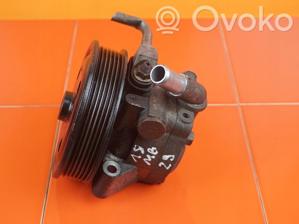 Ford Galaxy Ohjaustehostimen pumppu