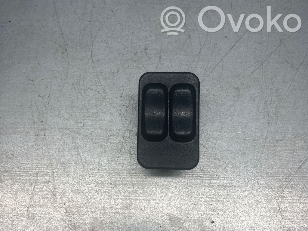 Opel Vectra B Electric window control switch 