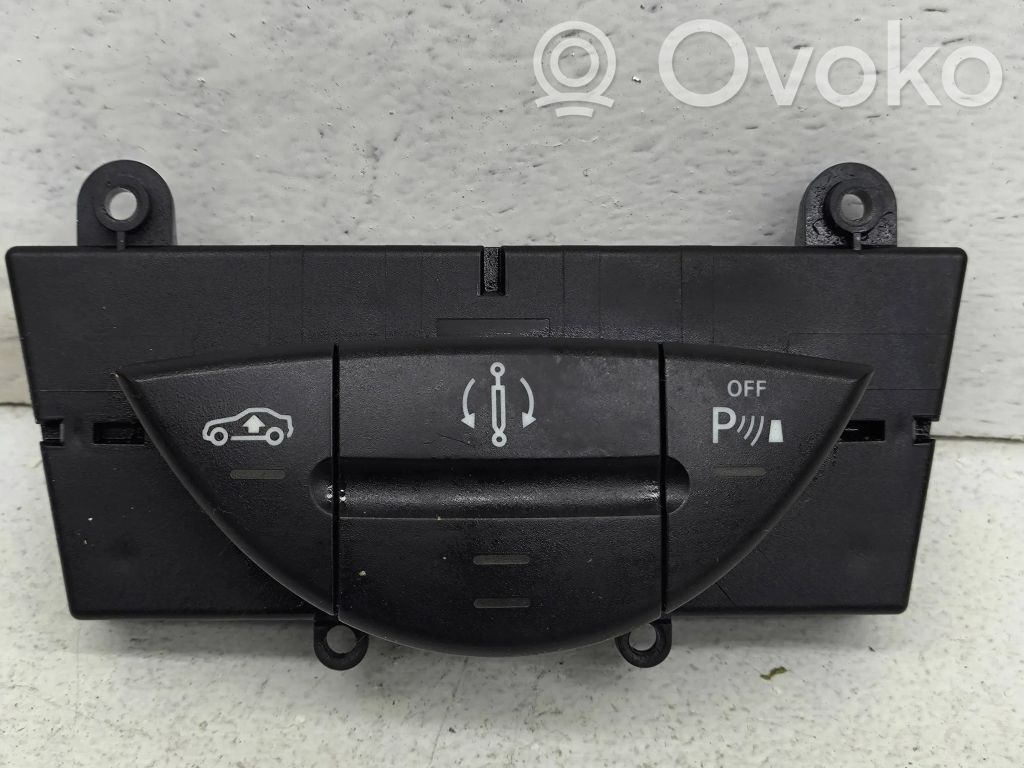 Mercedes-Benz CLS C219 Parking (PDC) sensor switch 