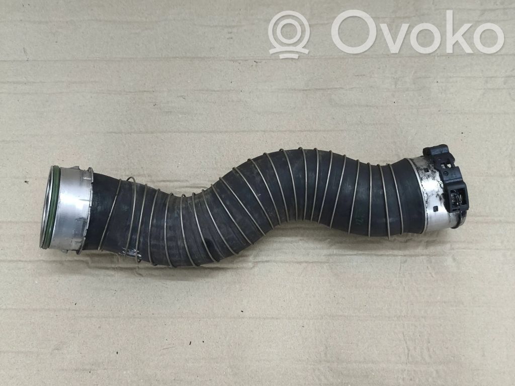 BMW 3 E90 E91 Intercooler hose/pipe 