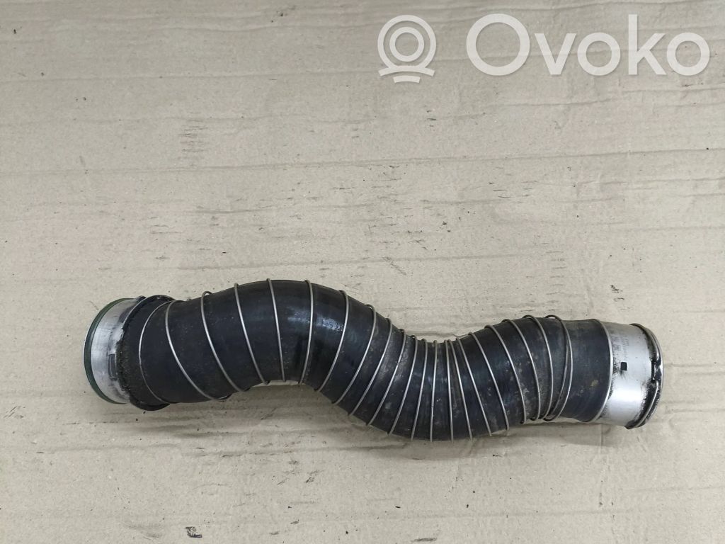 BMW 3 E90 E91 Intercooler hose/pipe 