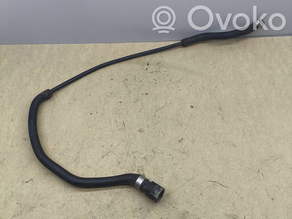 BMW 3 E90 E91 Engine coolant pipe/hose 