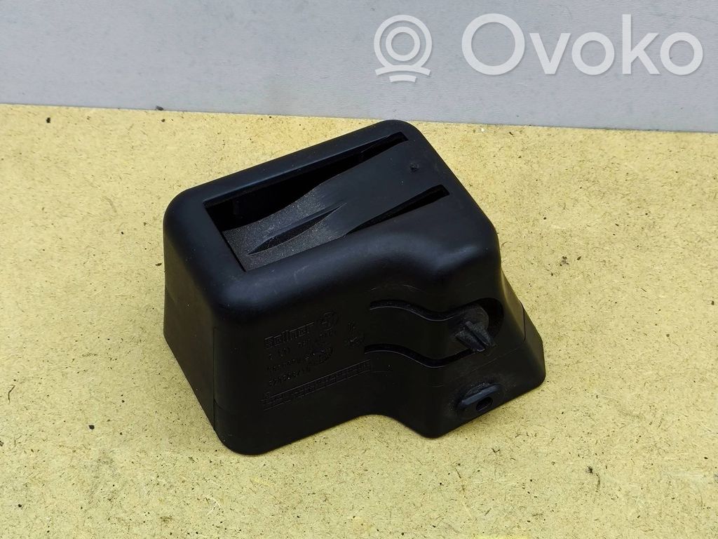 BMW 3 E90 E91 Bracket in trunk/boot 
