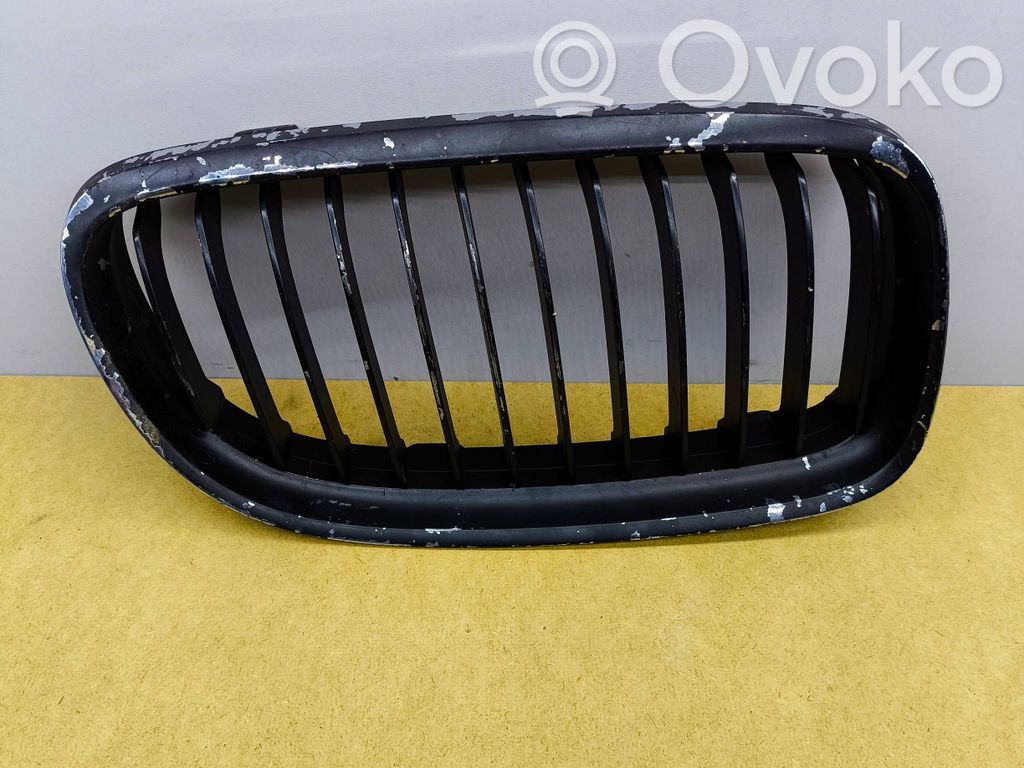BMW 3 E90 E91 Priekšējais režģis 