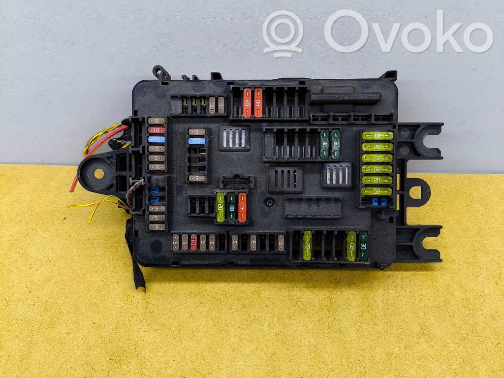 BMW 3 F30 F35 F31 Fuse module 