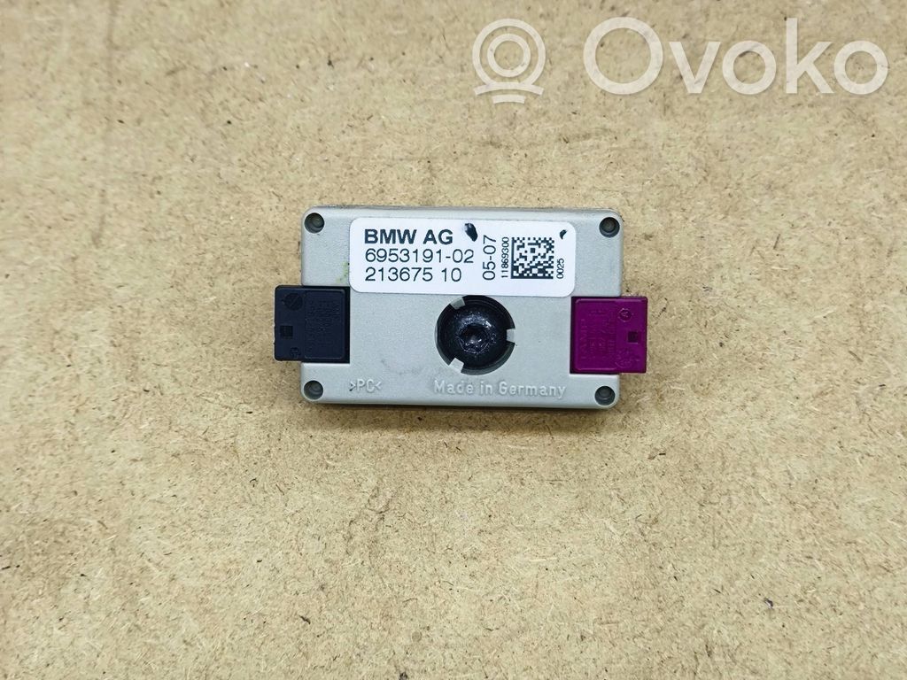 BMW 5 E60 E61 Antenos stiprintuvas 