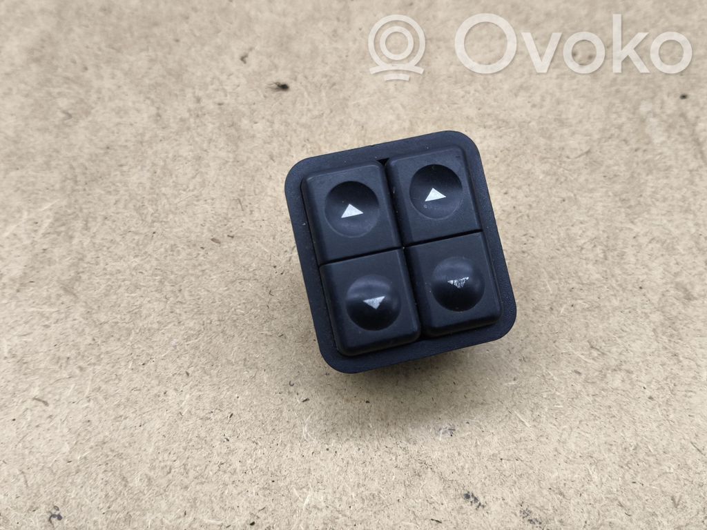 Mercedes-Benz S W221 Electric window control switch 