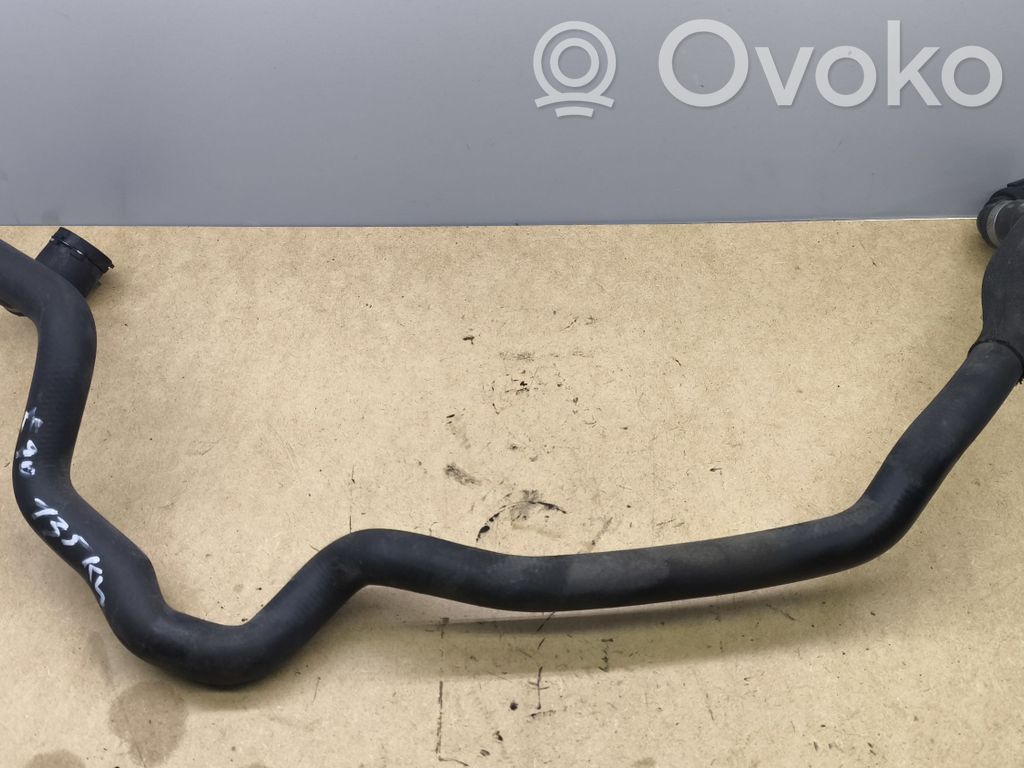 BMW 3 E90 E91 Engine coolant pipe/hose 