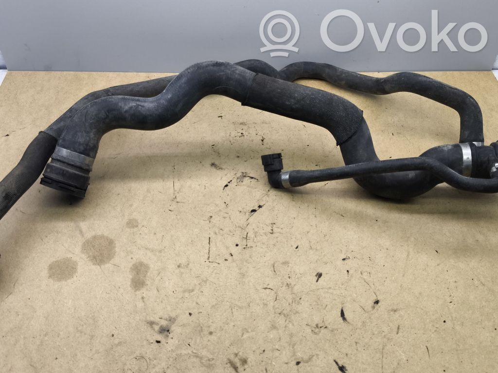 BMW 3 E90 E91 Engine coolant pipe/hose 