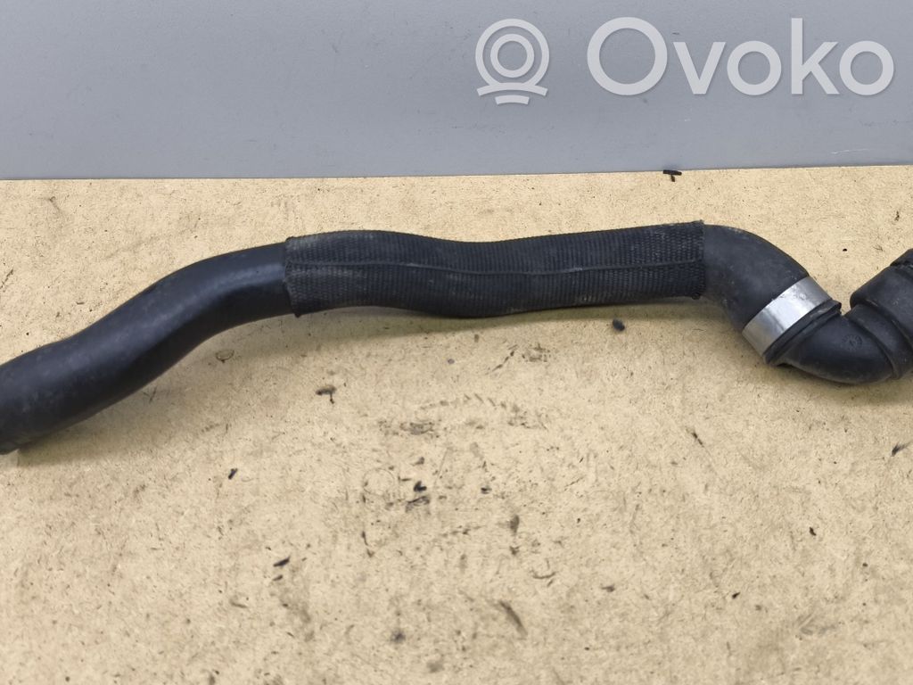 BMW 3 E90 E91 Engine coolant pipe/hose 