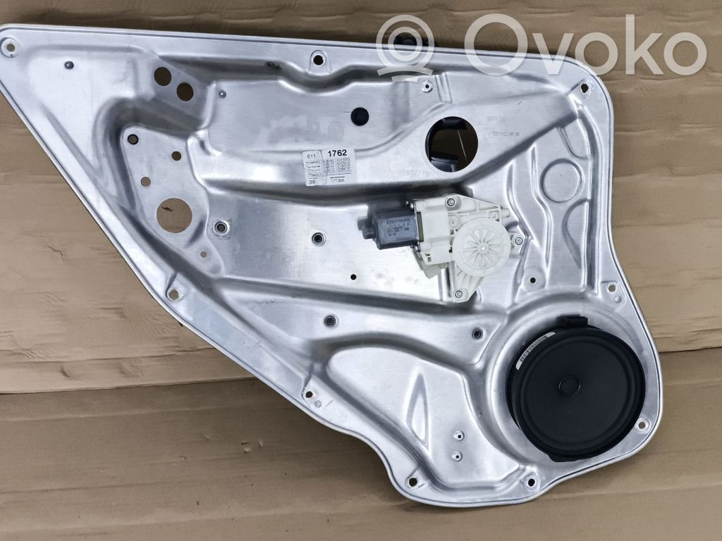Mercedes-Benz C W204 Mechanizm podnoszenia szyby tylnej bez silnika 