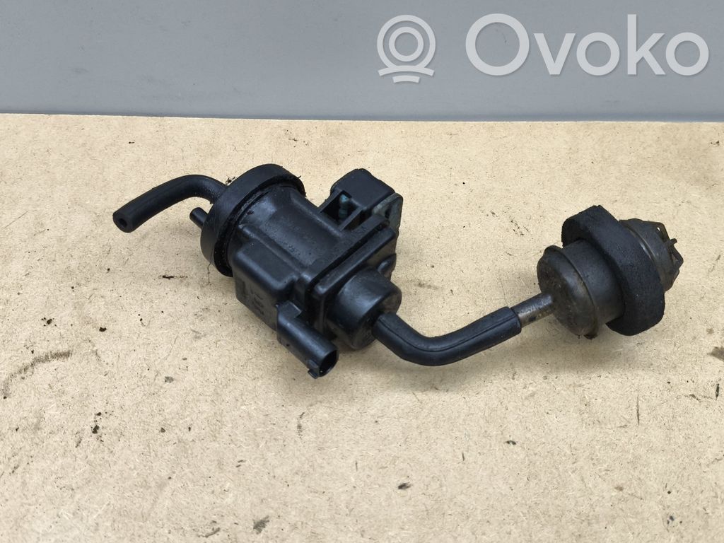 Mercedes-Benz CLK A209 C209 Solenoīda vārsts 