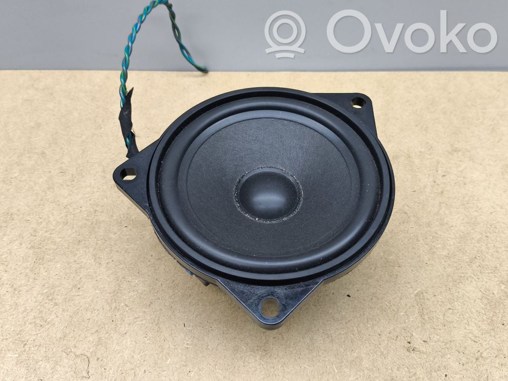 BMW 1 E81 E87 Front door speaker 