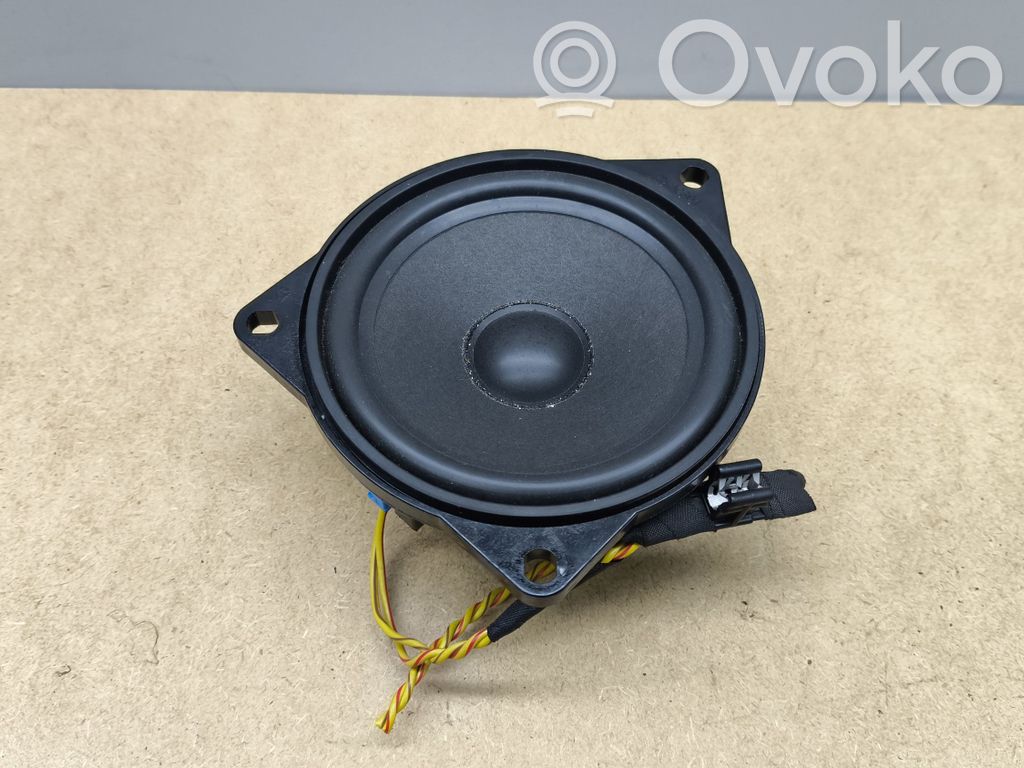 BMW 1 E81 E87 Front door speaker 