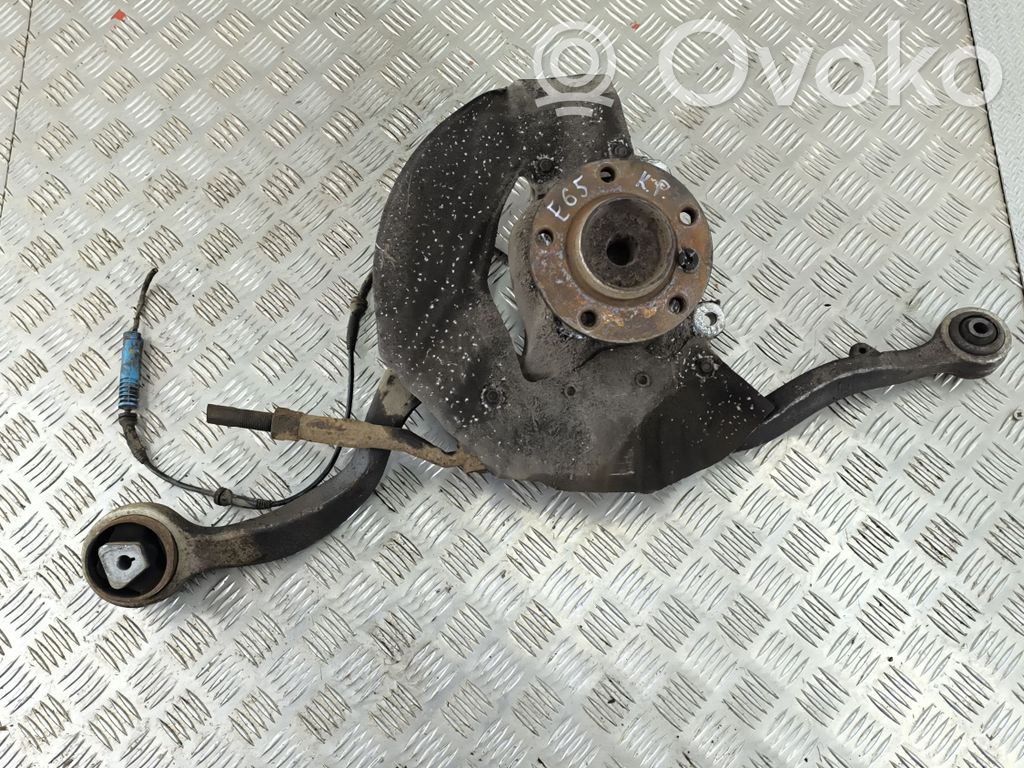 BMW 7 E65 E66 Priekinė stebulė 