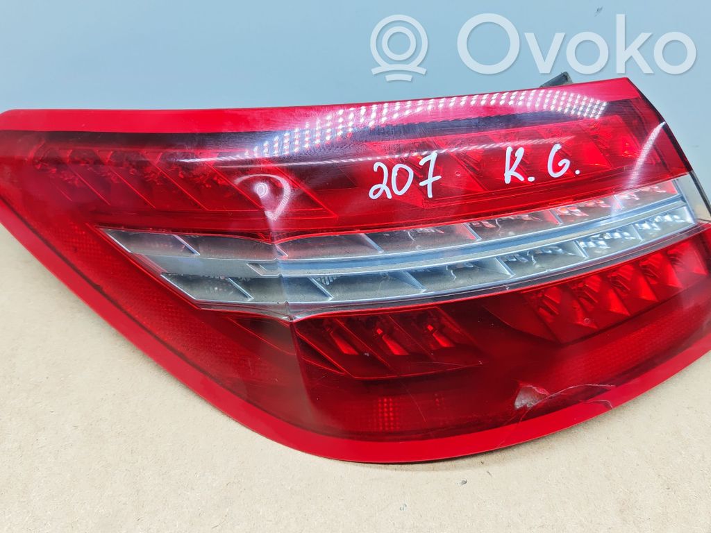 Mercedes-Benz E A207 Takavalot 