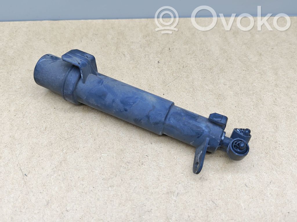 Dysza spryskiwacza lampy przedniej   2118600647,8WT008396