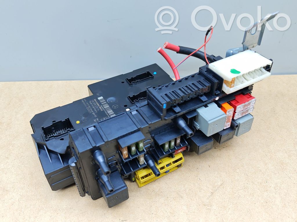 Mercedes-Benz C W204 Fuse module 