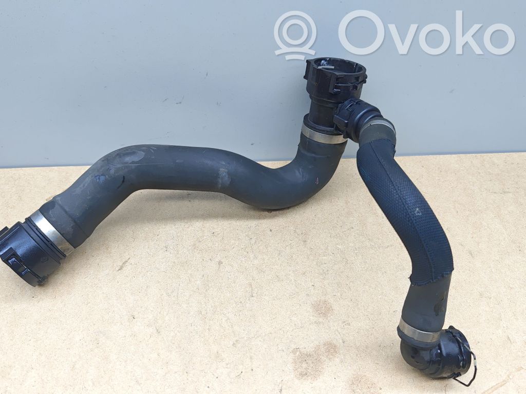 BMW X5 E70 Engine coolant pipe/hose 