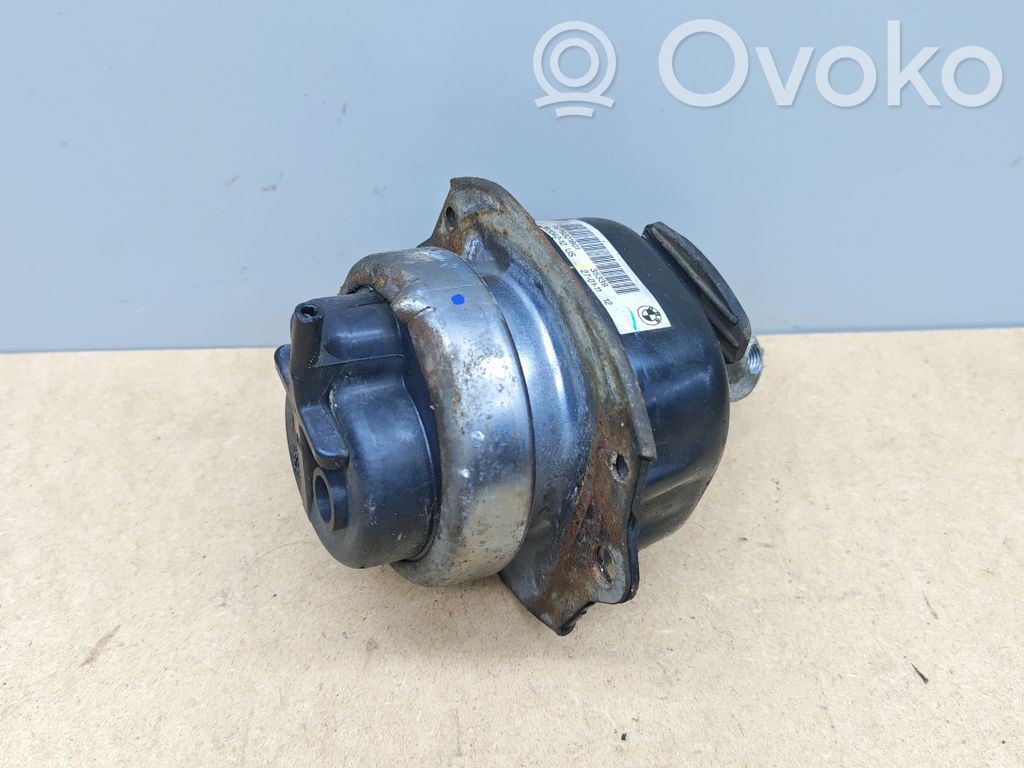 BMW X5 E70 Engine mount bracket 