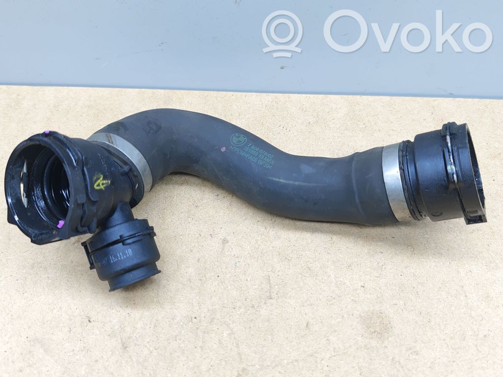 BMW X5 E70 Engine coolant pipe/hose 