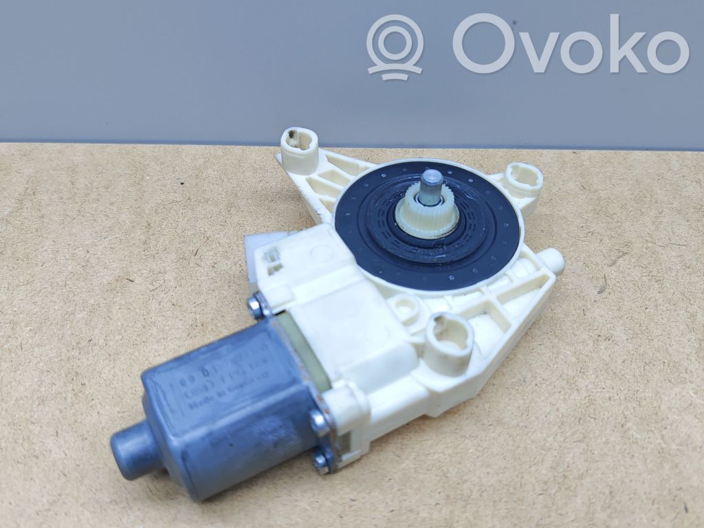 Mercedes-Benz B W246 W242 Silnik regulatora szyby drzwi przednich 