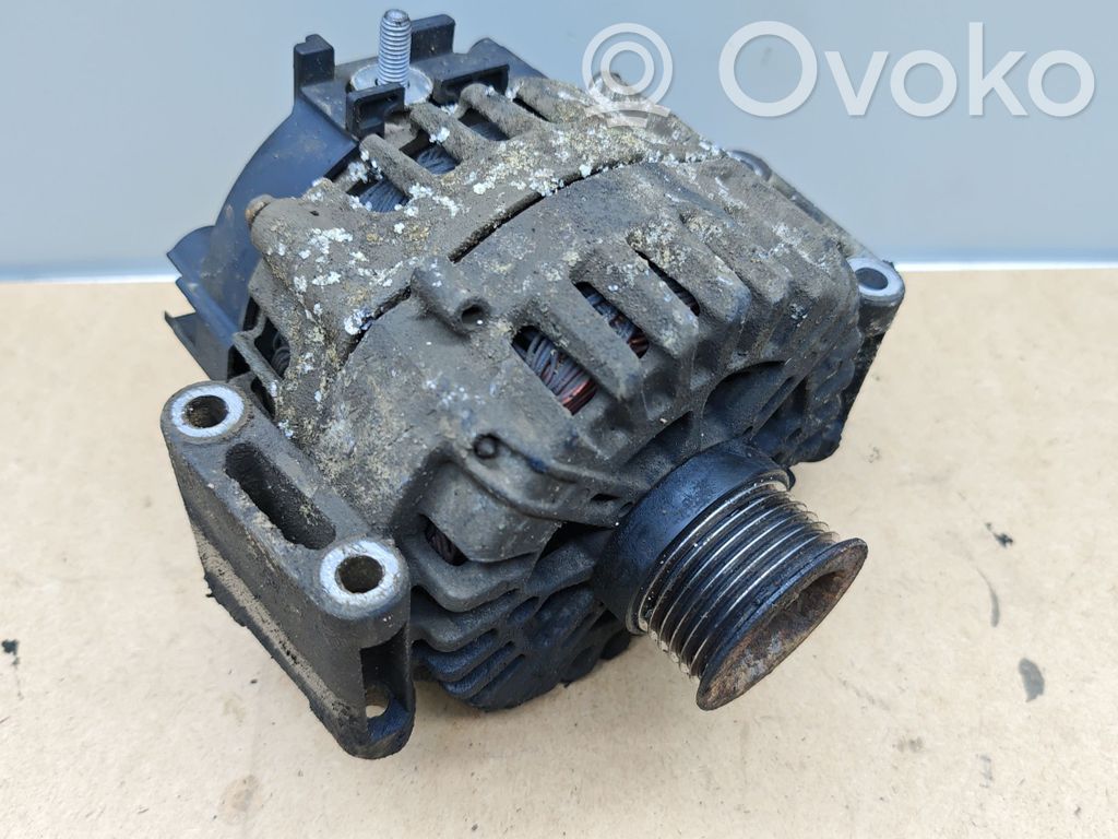 Mercedes-Benz C W204 Alternator 
