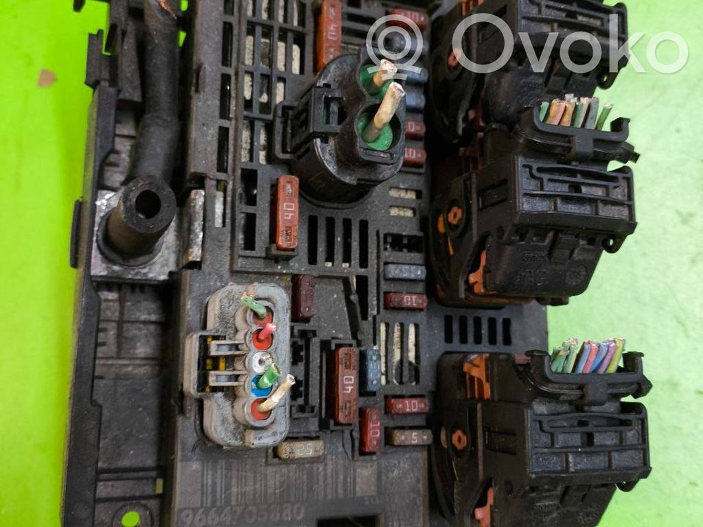 Citroen C4 Grand Picasso Fuse module 