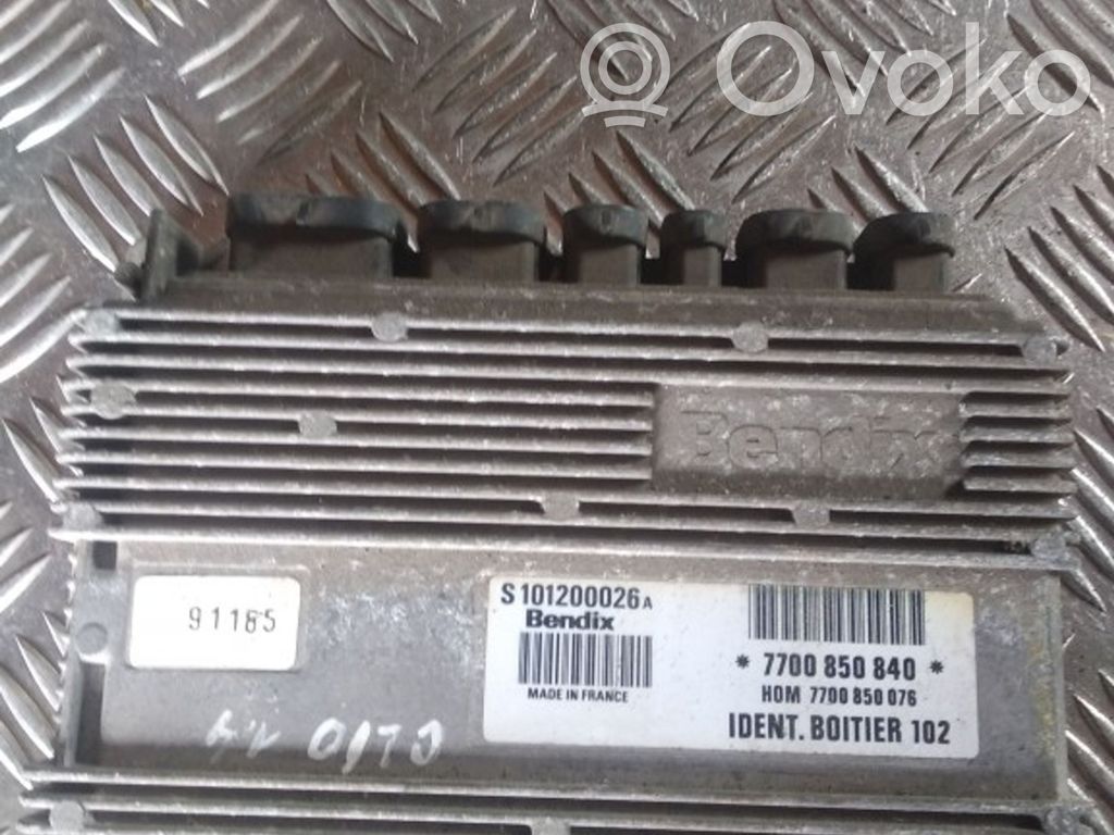 Renault Clio I Gearbox control unit/module 