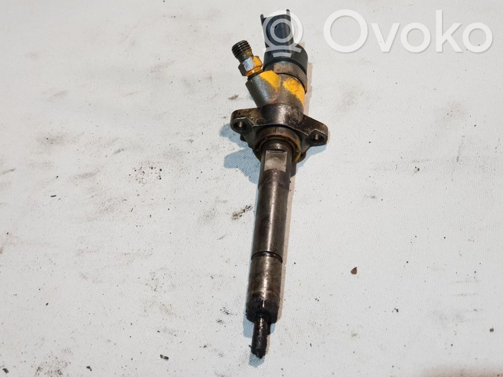 Fuel injector   0445110188