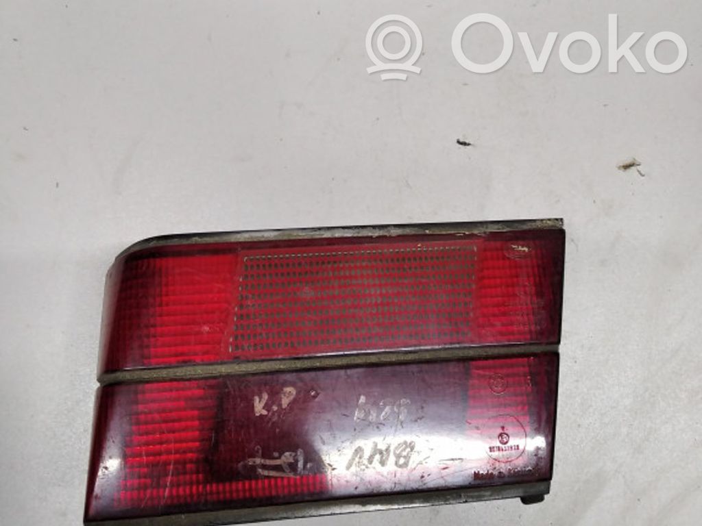 Tailgate rear/tail lights