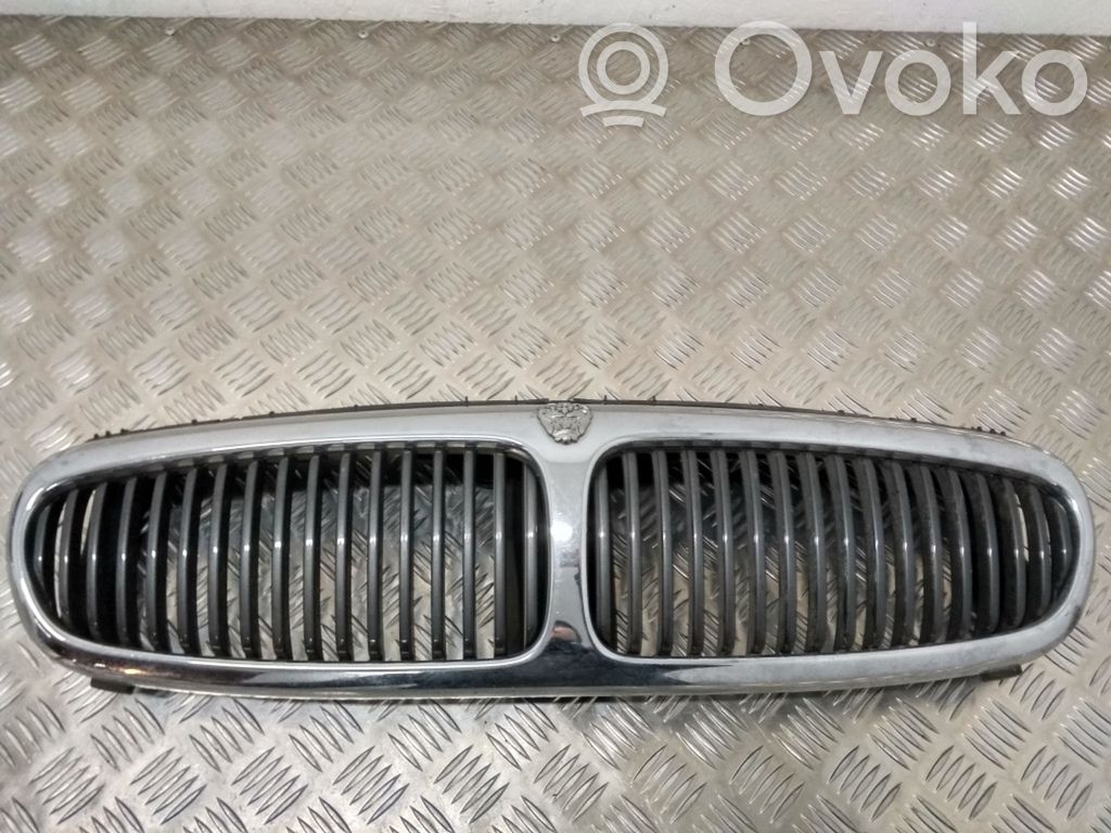 Rejilla delantera   1X435510AH