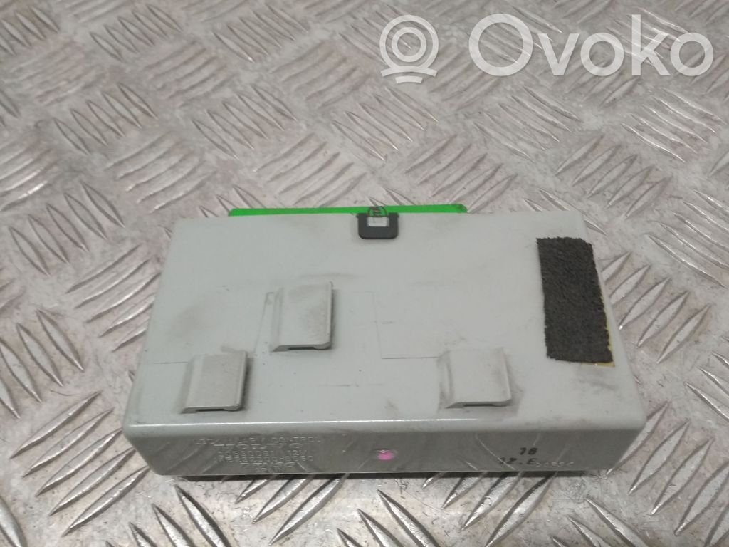 Door central lock control unit/module   30630081