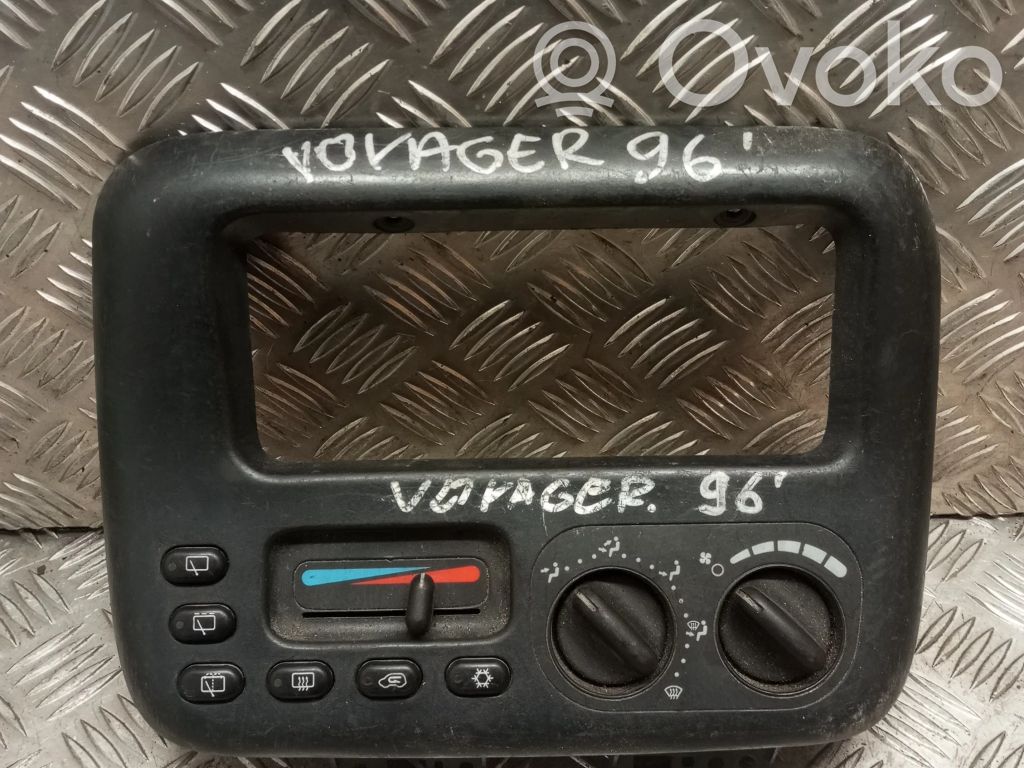Chrysler Voyager Climate control unit 