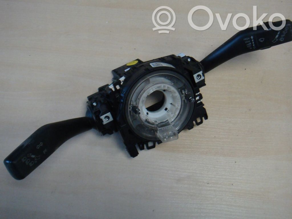 Skoda Yeti (5L) Wiper turn signal indicator stalk/switch 