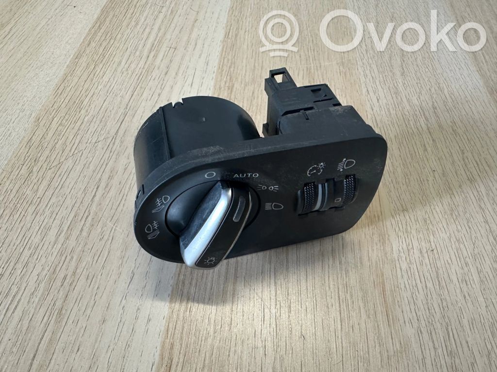 Volkswagen Polo V 6R Light switch 