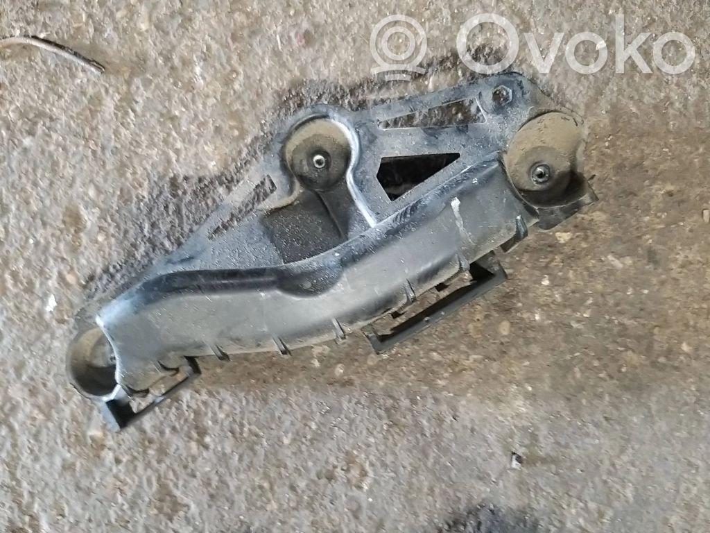 Opel Corsa E Galinis laikiklis bamperio 