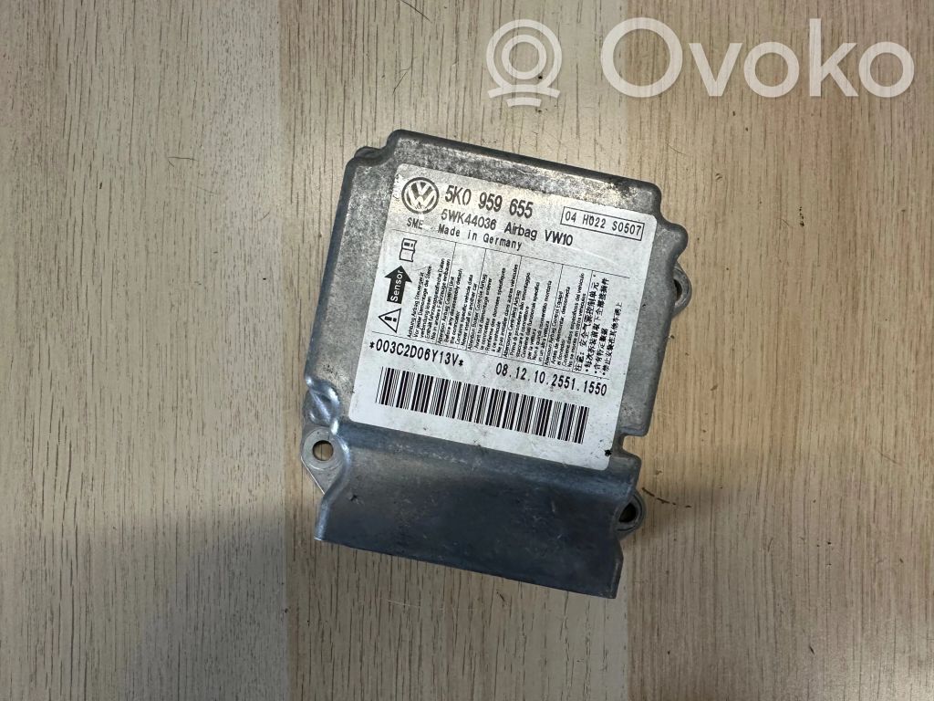 Volkswagen Polo V 6R Airbag control unit/module 