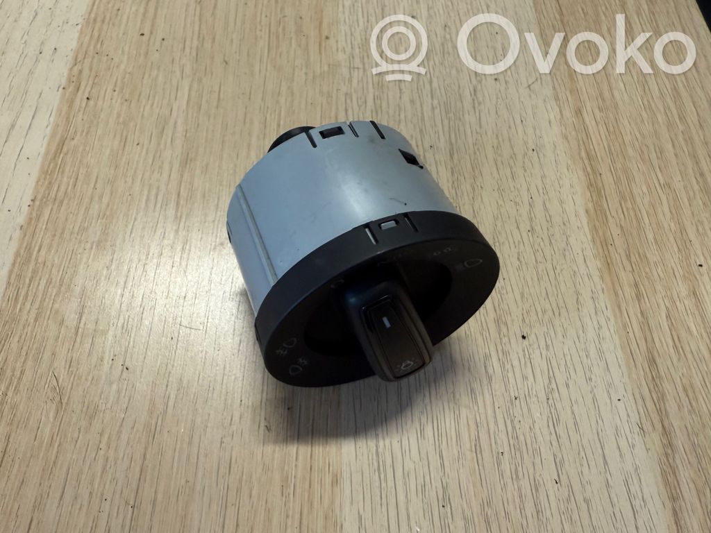 Skoda Octavia Mk3 (5E) Light switch 