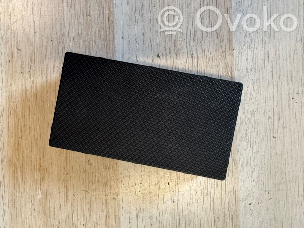 KIA Ceed Wireless charging module 