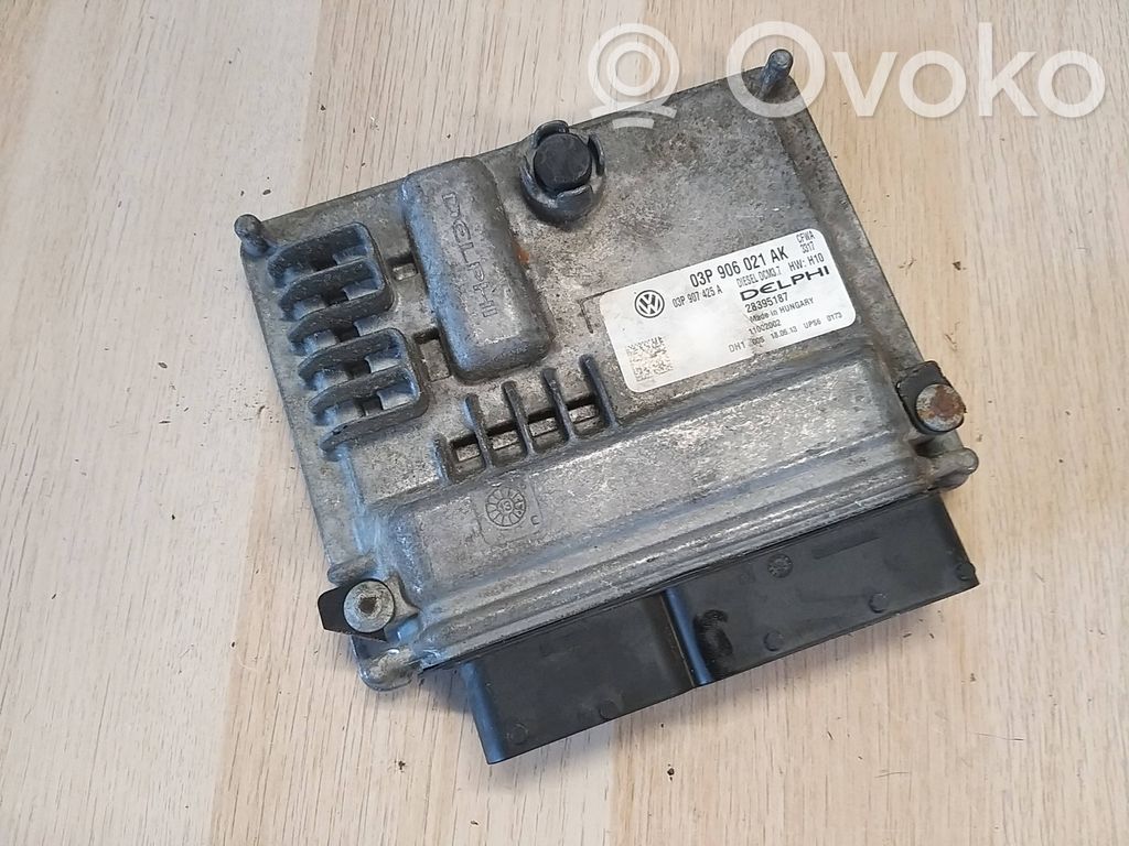 Volkswagen Polo V 6R Sterownik / Moduł ECU 