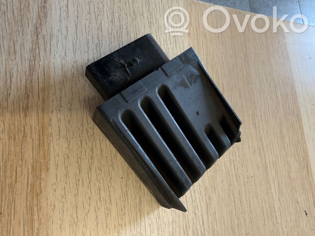 Seat Leon (5F) Relais de pompe à carburant 