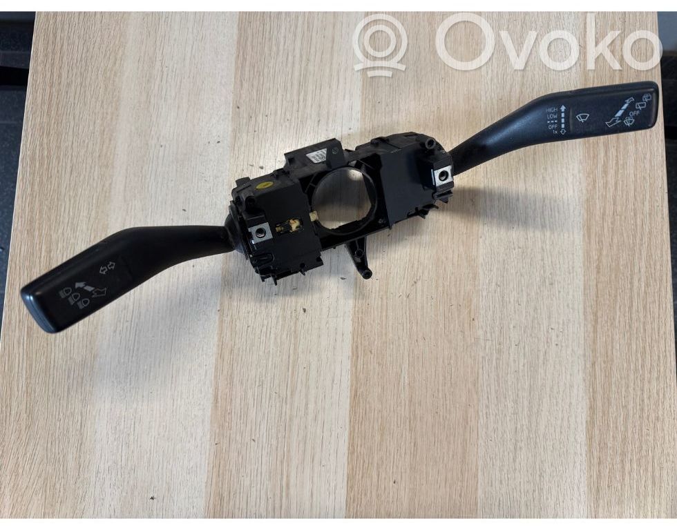 Volkswagen Up Wiper turn signal indicator stalk/switch 