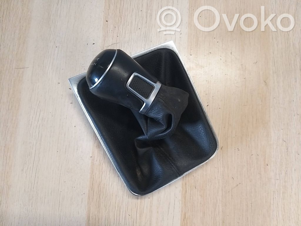 Volkswagen Golf VII Manetki / Pokrętła / Łopatki zmiany biegów 