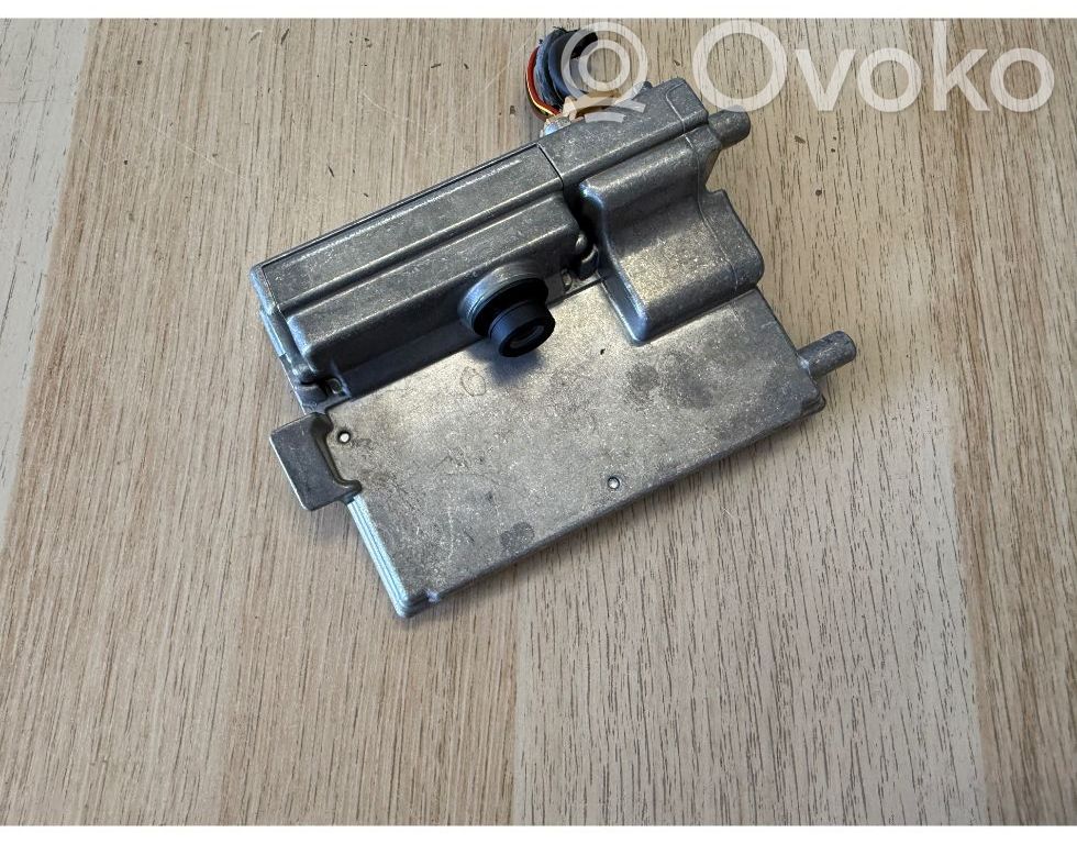 Skoda Octavia Mk4 Windshield/windscreen camera 