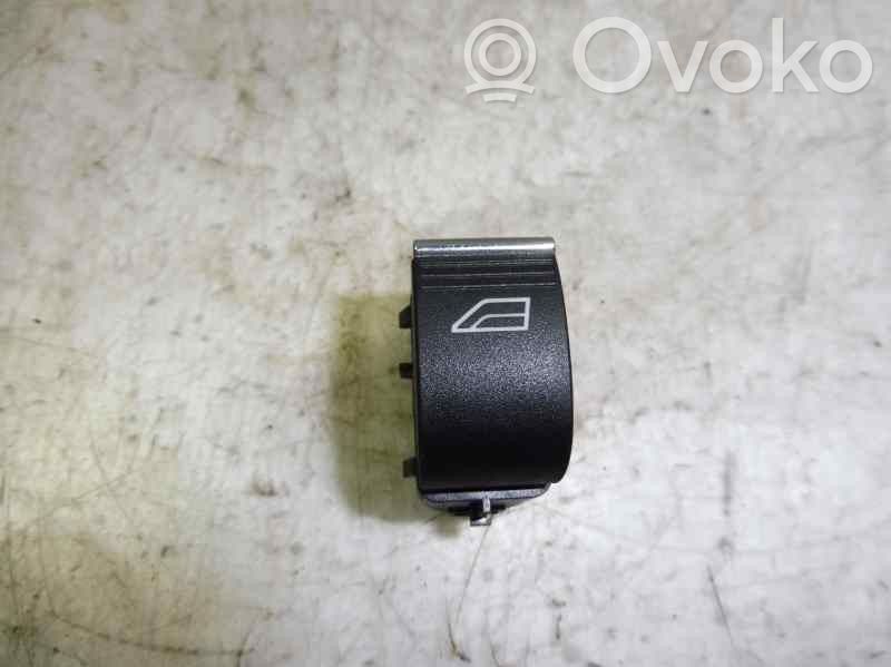 Electric window control switch   BM5T14529AC