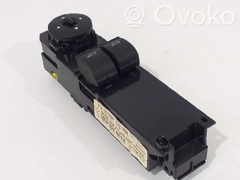 Electric window control switch   DT1114A433E