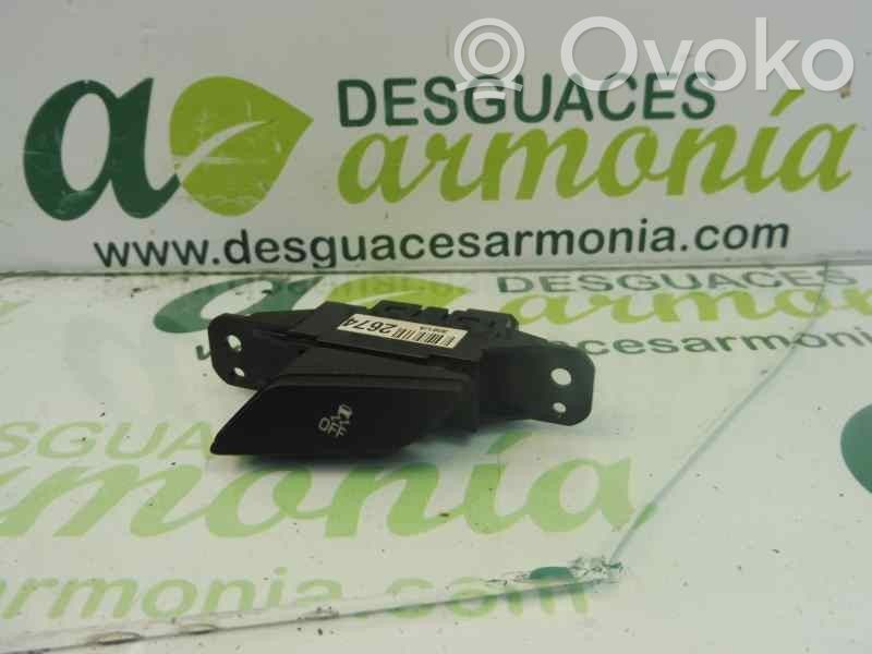 Chevrolet Orlando Windscreen/window heater switch 