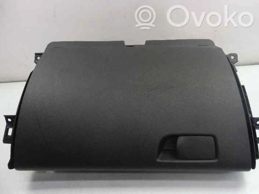 Guantera   685008563R